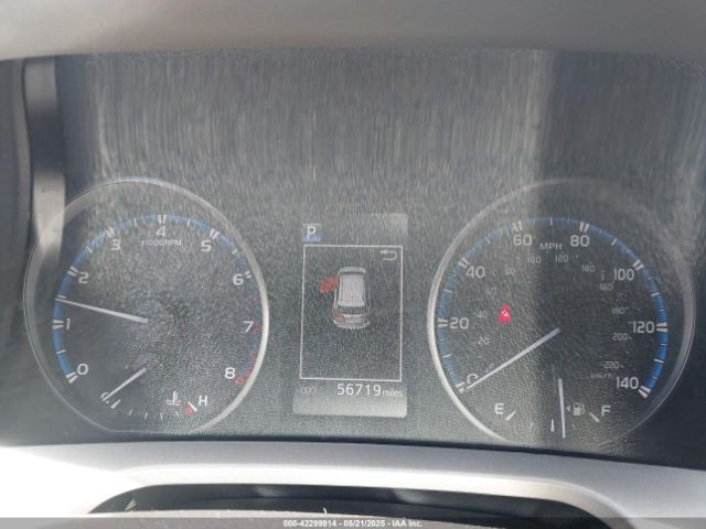 2T3WFREV8JW423617 Toyota Rav4 Xle