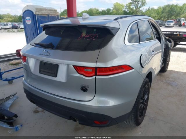 2018 JAGUAR F-PACE SADCK2EV5JA240426 Photo 3