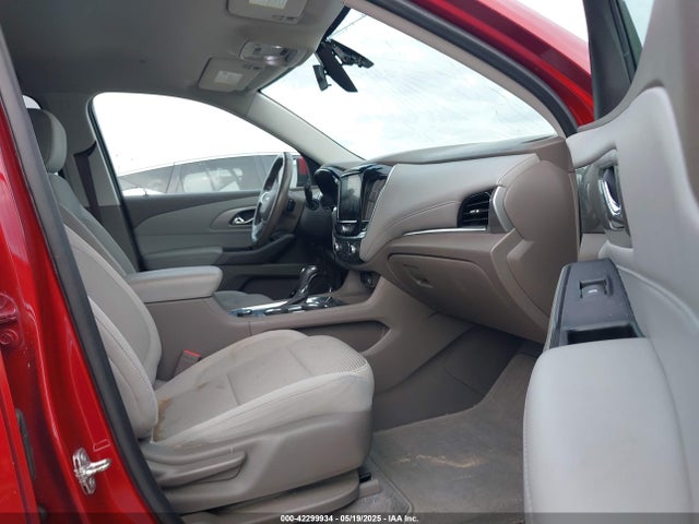 1GNERGKW6KJ158983 Chevrolet Traverse 1lt