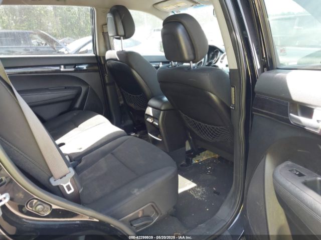 5XYKTDA62EG430317 KIA SORENTO LX