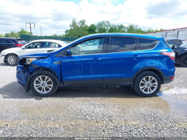 1FMCU9GD8HUA90786 Ford ESCAPE SE