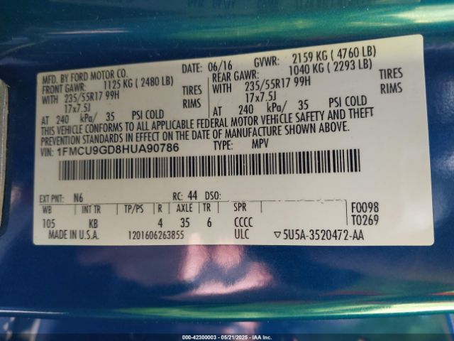 1FMCU9GD8HUA90786 Ford ESCAPE SE