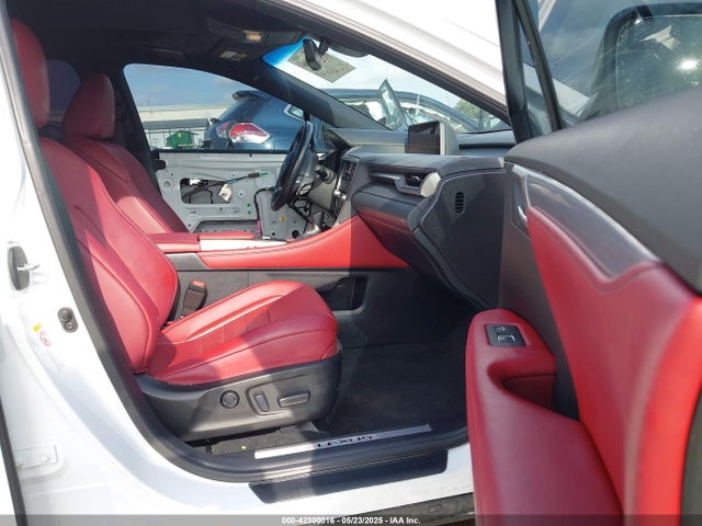 2T2ZZMCA2HC072467 Lexus 2017