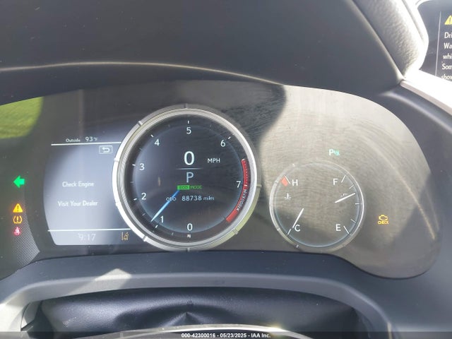 2T2ZZMCA2HC072467 Lexus 2017
