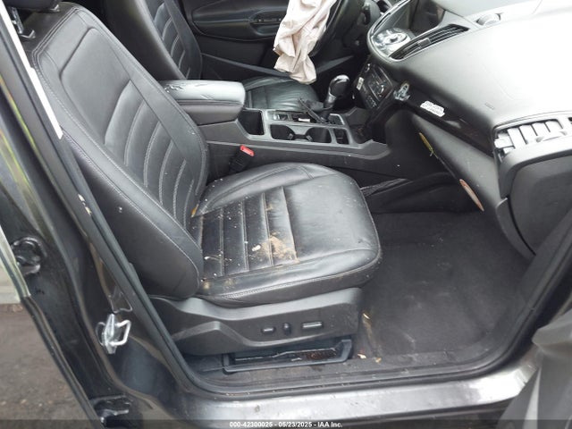 1FMCU9J91HUA45032 Ford 2017