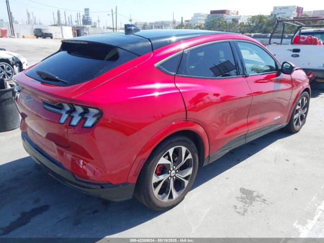 3FMTK3SU2MMA07068 Ford Mustang Mach-e Premium