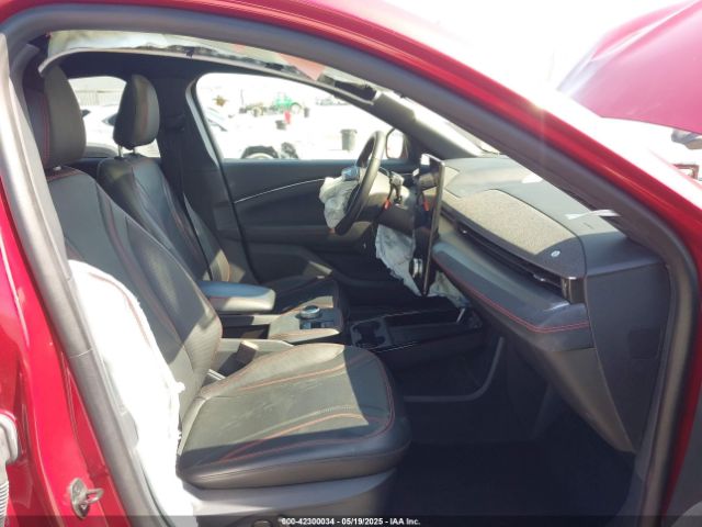 3FMTK3SU2MMA07068 Ford Mustang Mach-e Premium