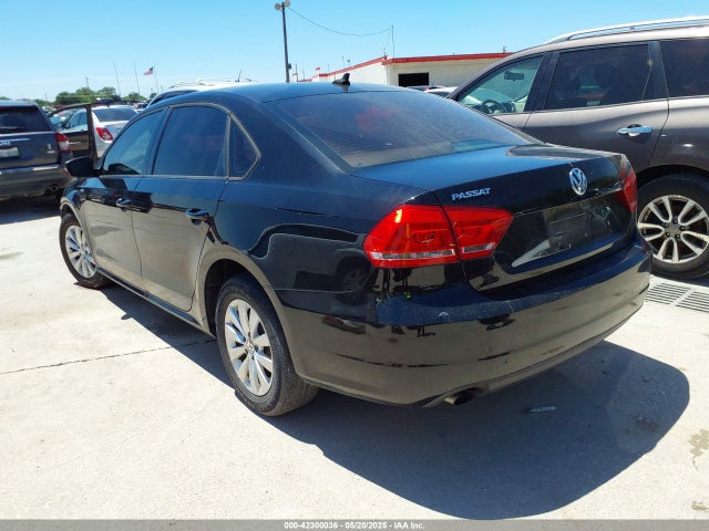 Volkswagen Passat 2015 1VWAT7A30FC061124 Image 3