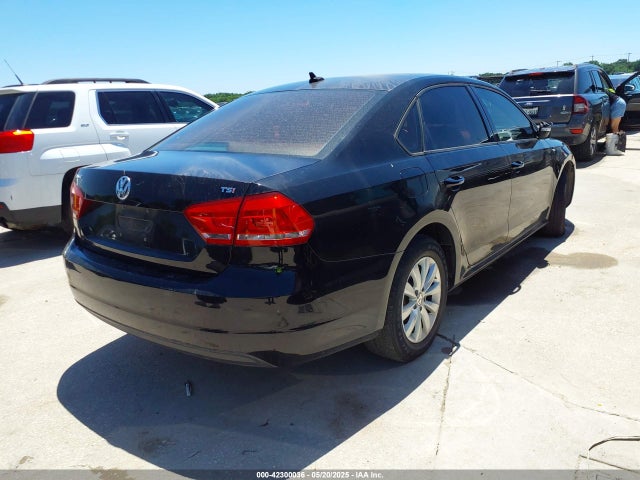 Volkswagen Passat 2015 1VWAT7A30FC061124 Image 4