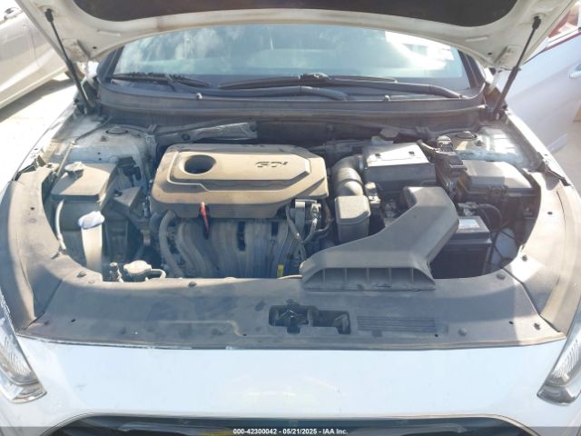 5NPE24AF5JH699057 Hyundai SONATA SE