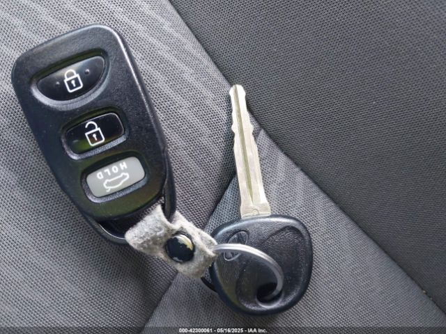 5NPDH4AE7FH565322 Hyundai ELANTRA SE