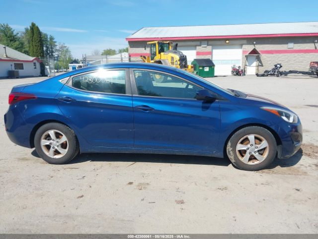 5NPDH4AE7FH565322 Hyundai ELANTRA SE