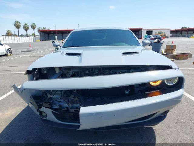 2C3CDZAGXMH599674 Dodge Challenger Sxt