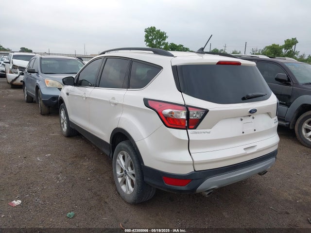 1FMCU9GD8JUB11948 Ford ESCAPE SE