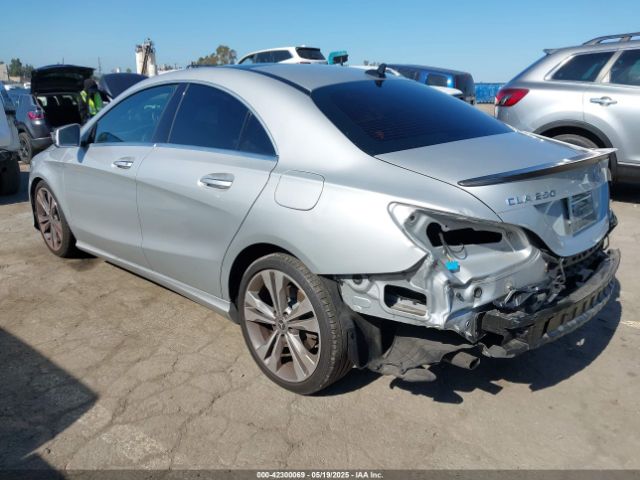 2018 MERCEDES-BENZ CLA 250 WDDSJ4EB9JN631508 Photo 2