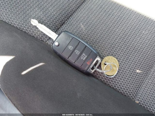 3KPFK4A75HE063735 KIA FORTE LX