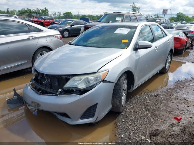 Toyota CAMRY LE 2014 4T1BF1FK1EU302186 Image 2