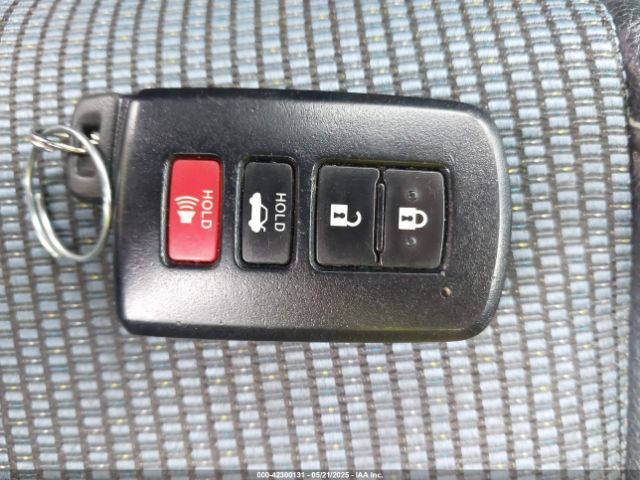 2T1BURHE2FC396724 Toyota Corolla S Plus