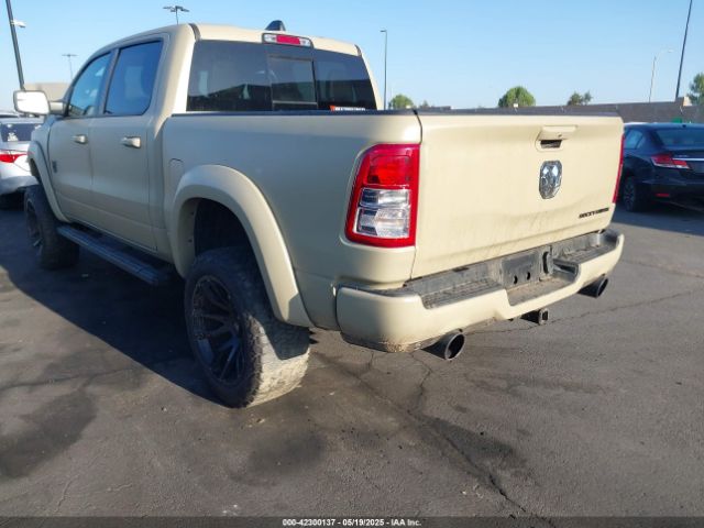 2022 RAM 1500 1C6SRFFT0NN311092 Photo 2