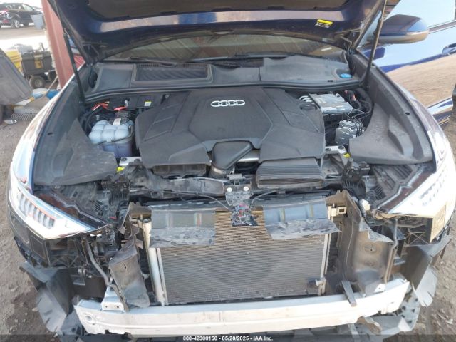 WA1FVBF18PD016158 Audi Q8
