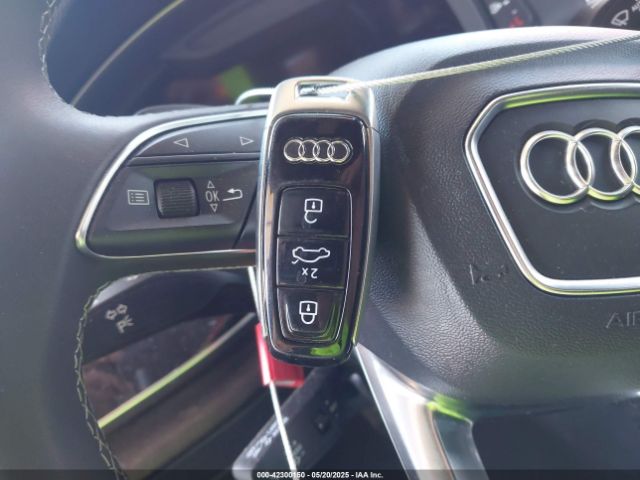 WA1FVBF18PD016158 Audi Q8