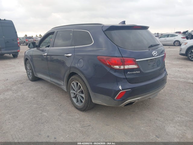 Продажа на аукционе авто 2017 Hyundai Santa Fe Se, vin: KM8SN4HF5HU172650, номер лота: 42300215