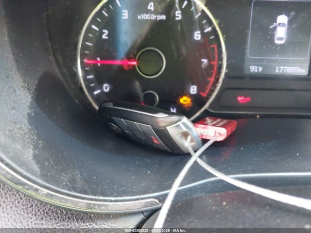 3KPFL4A8XHE093383 KIA FORTE EX