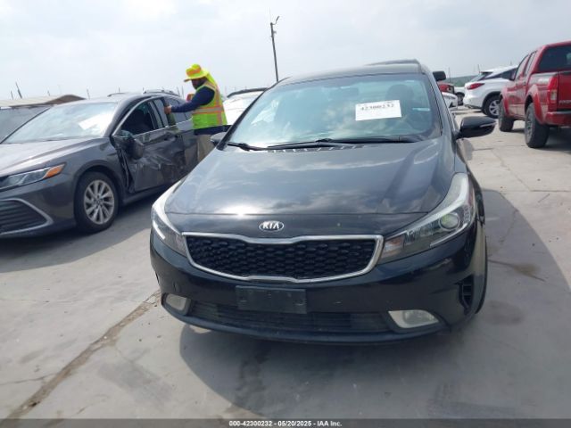 3KPFL4A8XHE093383 KIA FORTE EX