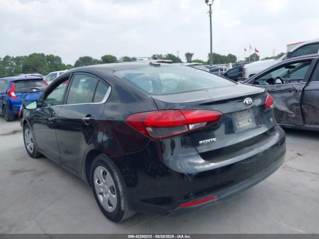 3KPFL4A8XHE093383 KIA FORTE EX