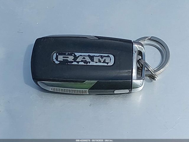 2019 RAM 1500 1C6RRFFG7KN702673 Photo 10