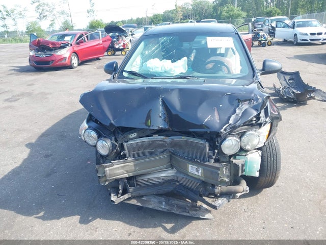 1G1JC5SB1G4106377 Chevrolet Sonic Lt Auto