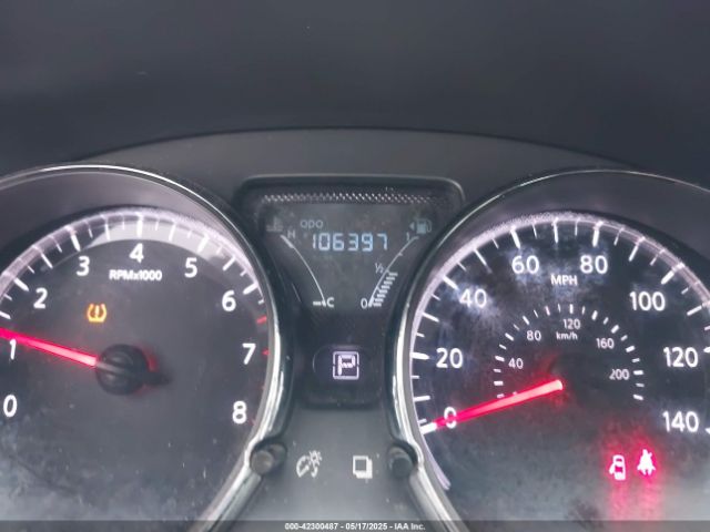3N1CN7AP4FL866821 Nissan Versa 1.6 Sv