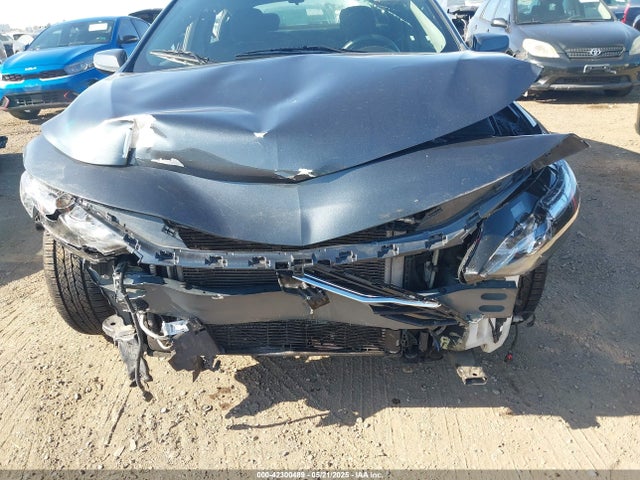 1G1ZD5STXLF047420 Chevrolet Malibu Fwd Lt