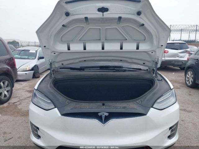 2020 TESLA MODEL X 5YJXCBE26LF304404 Photo 9