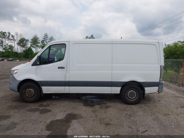 W1W40BHY0LT025205 Mercedes-Benz Sprinter 2500 Standard Roof I4