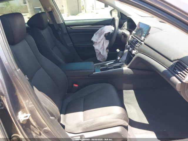 1HGCV1F13KA105330 Honda ACCORD LX