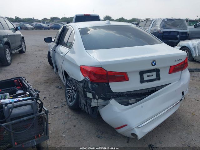 2019 BMW 530I WBAJA5C53KG900629 Photo 2