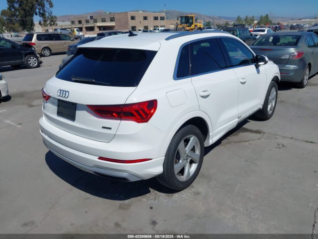 2020 AUDI Q3 WA1AECF36L1045753 Photo 3