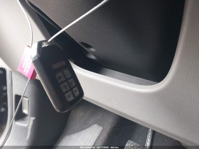 5FNRL6H90NB025946 Honda Odyssey Elite