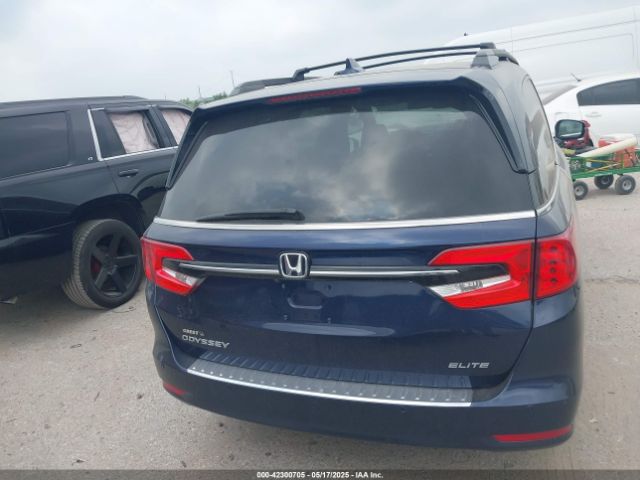 5FNRL6H90NB025946 Honda Odyssey Elite