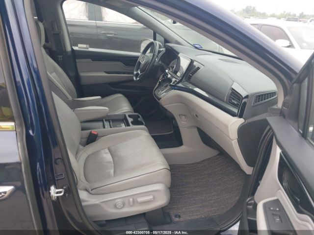5FNRL6H90NB025946 Honda Odyssey Elite