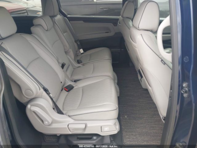 5FNRL6H90NB025946 Honda Odyssey Elite