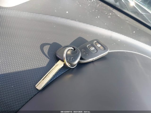 KMHCT4AE5GU011547 Hyundai ACCENT SE