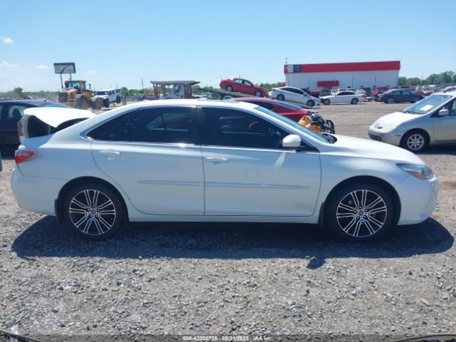 4T1BF1FK4GU143733 Toyota CAMRY SE