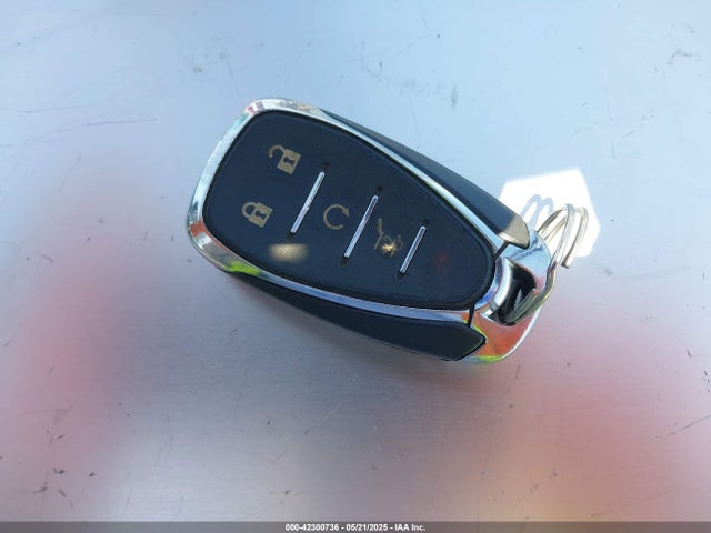 1GNERGKW7NJ118951 Chevrolet lfy