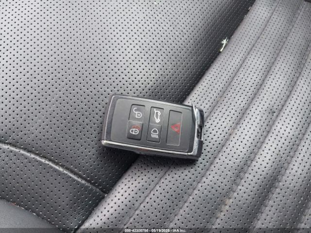 SALRT2RK6K2405598 Land Rover Discovery Hse Luxury