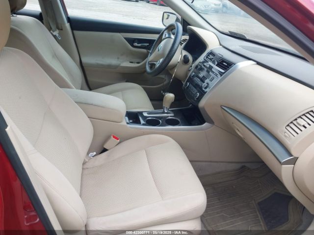 1N4AL3AP7EC298079 Nissan Altima 2.5 S