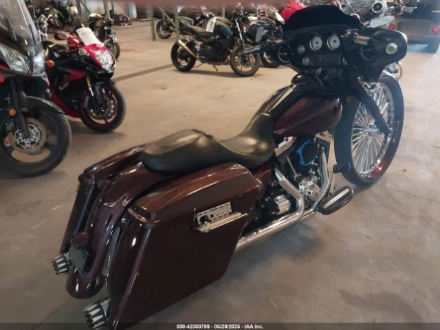 2011 HARLEY-DAVIDSON FLHX 1HD1KBM16BB671885 Photo 3