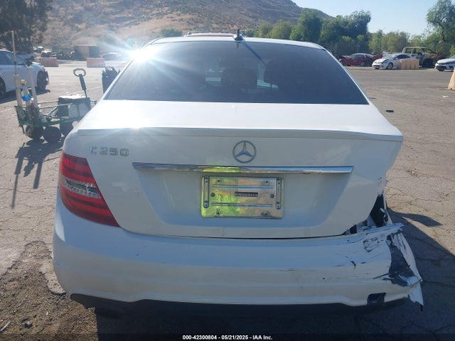 WDDGF4HB7EA958845 Mercedes-Benz C-Class