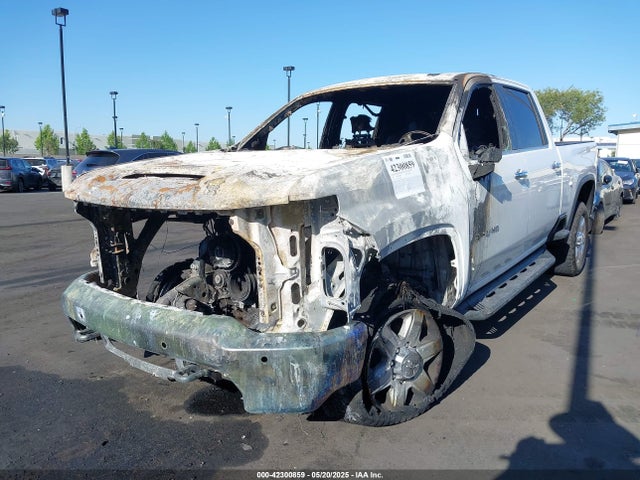 Chevrolet l8t 2022 2GC4YPE77N1215086 Image 2